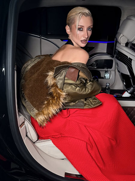 Свежие фото бывших участников проекта