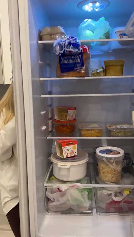 Алексей Купин навестил Настю Голд в ее апартаментах