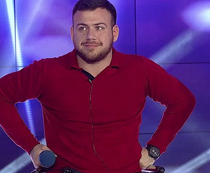 Блюменкранц поругался с Татой.