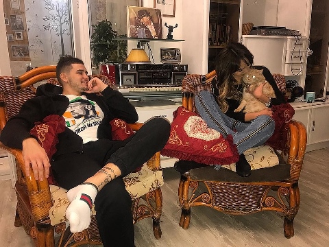Фрост рассталась с Саленко
