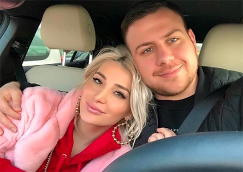Тата и Валера не покидают проект