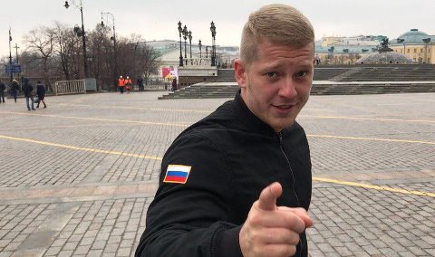 Зиновьева подает в суд на бывших участников