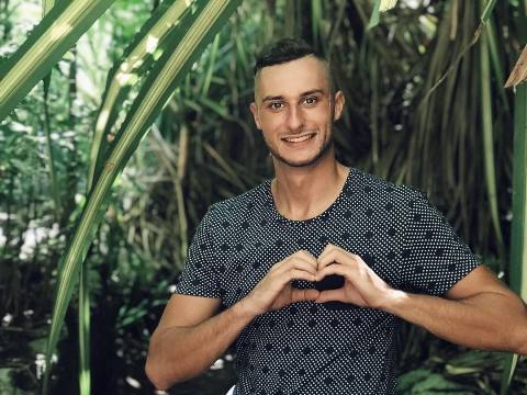 Свежие фото с острова любви