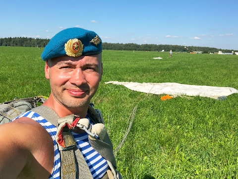 Черкасов возмущен разводами футболистов