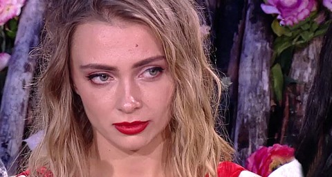 Савкина опять задумалась об уходе