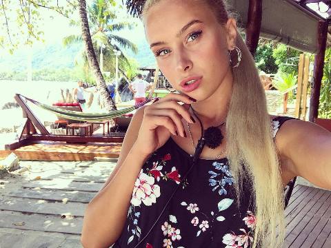Свежие фото с острова любви