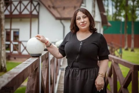 Старшая Африкантова скандалит с Мариной Тристановной