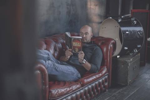 Черкасов поделился своей фотосессией