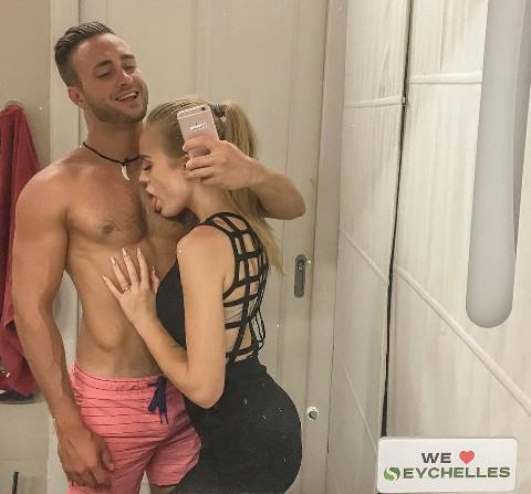 Свежие фото с острова любви