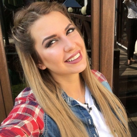 Донцова: «Я не увеличивала грудь»