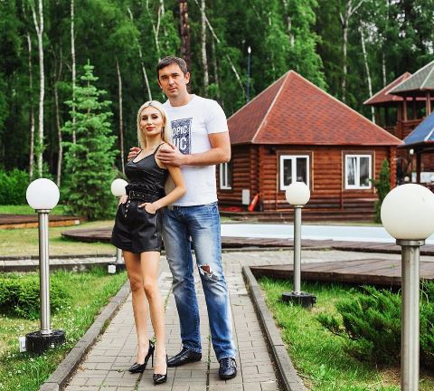 Шабарин и Роза о дате свадьбы
