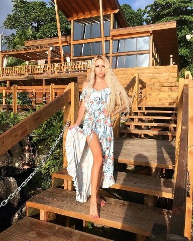 Свежие фото с острова любви