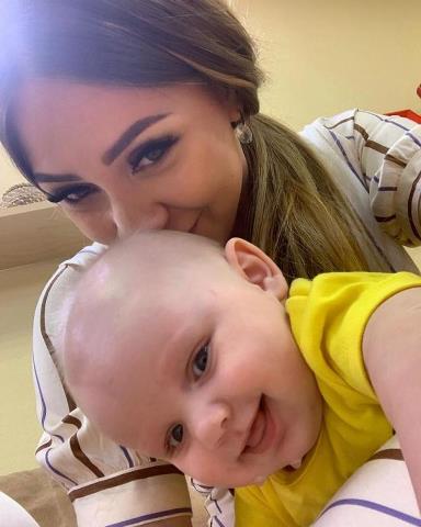 Савкина отмечает полгода маленькому Богдану