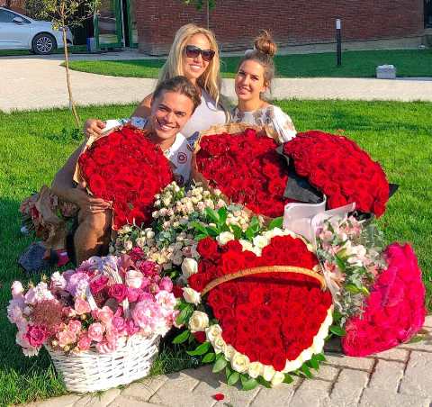 Свежие фото участников с поляны