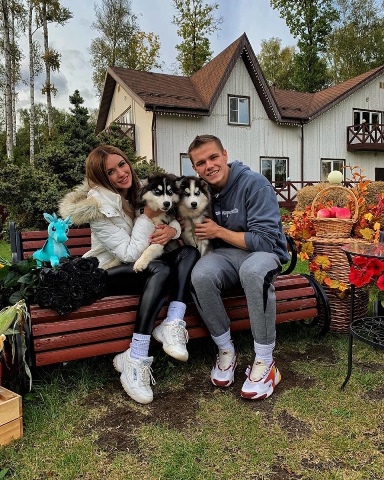 Иванова считает, что Кудряшов ревнует ее