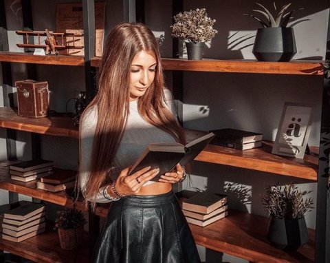 Яна Захарова рассказала о семейной драме