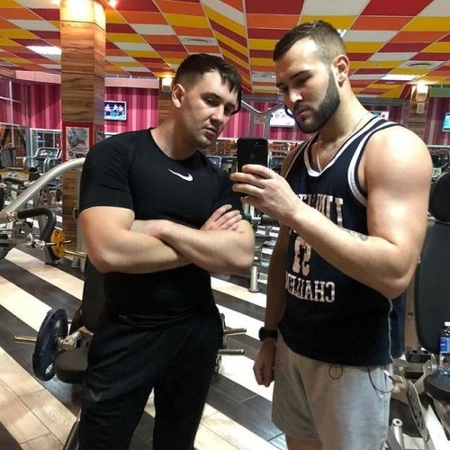 Новенький участник Виктор Изотов