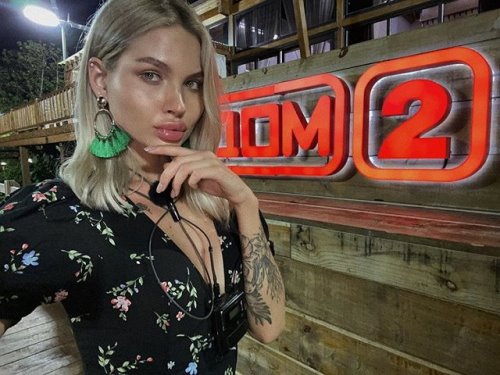 Новенькая участница Анита Кобелева