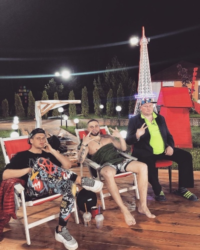 Свежие фото участников с поляны