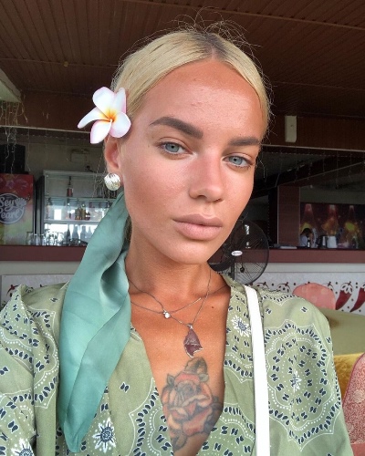 Свежие фото с острова любви