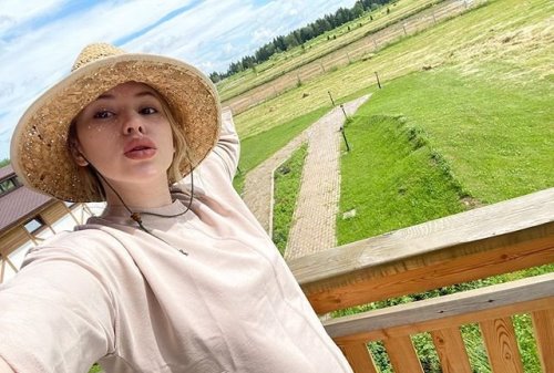 Свежие фото бывших участников проекта