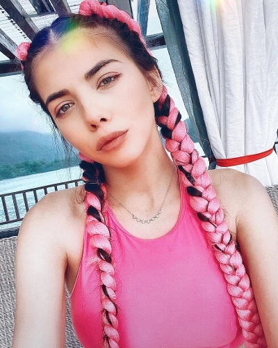 Свежие фото с острова любви