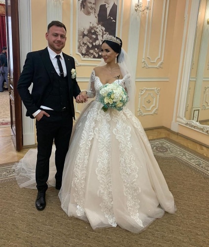 Тата Блюменкранц поздравила Валеру и Аню с бракосочетанием