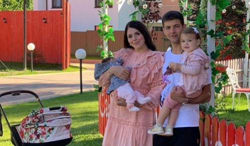 Ольга Рапунцель с семьей покинула проект