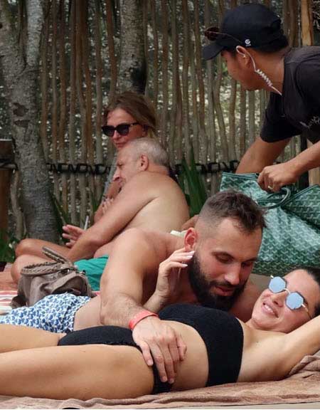 Ксения Бородина и Николай Сердюков прошли обряд очищения на Бали