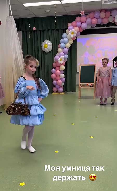 Василиса Дмитренко – выпуск в детском саду