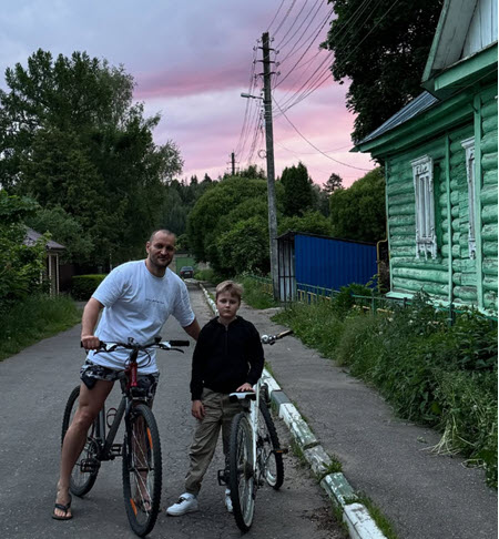 Свежие фото детей бывших участников проекта