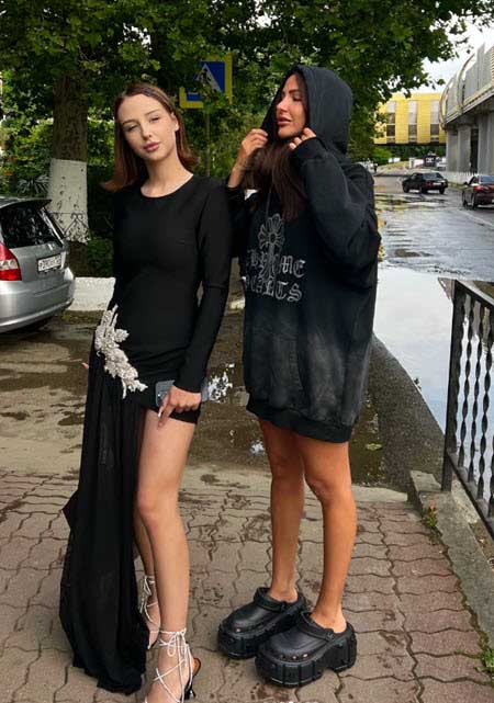 Свежие фото бывших участников проекта