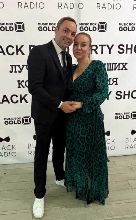 Маша Кохно и Светлана Гобозова получили премию Black Radio, ведущим был Александр Гобозов