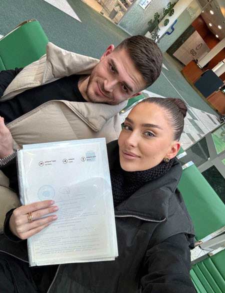 Рома и Таня Капаклы купили квартиру в Москве