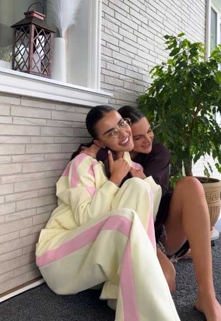 Кристина Бухынбалтэ на съемочной площадке в Сочи