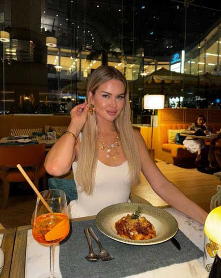Марина Африкантова отпраздновала день рождения в Бангкоке