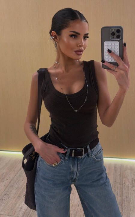 Яна Шафеева и Яна Захарова выглядят после пластики, как персонажи фильма ужасов