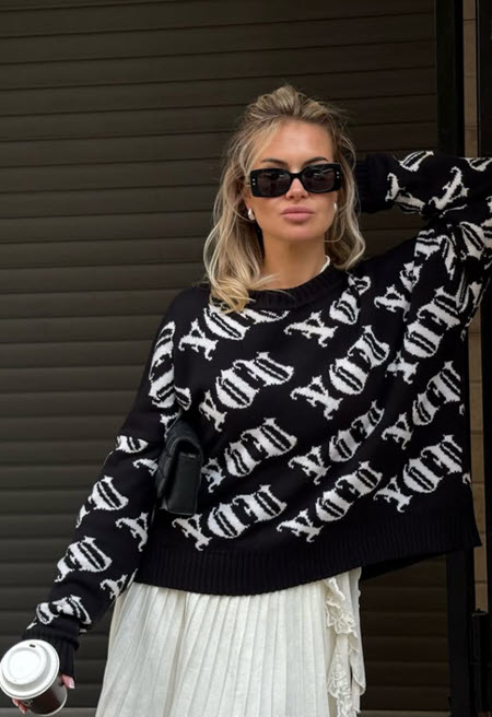 Марина Африкантова занялась новым видом спорта – фитнес камасутрой