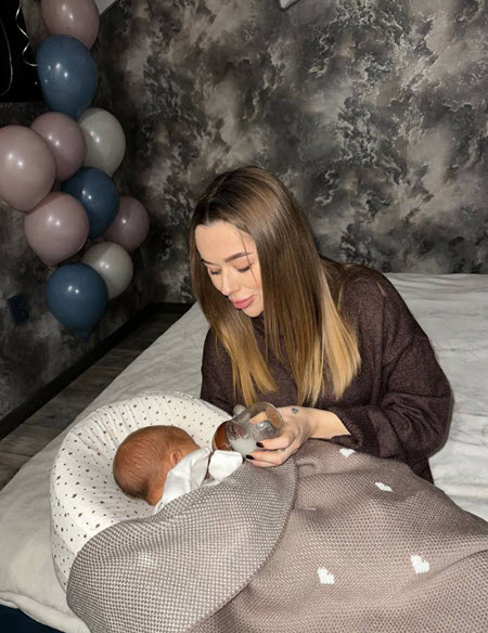 Таня Репина уже дома с малышом