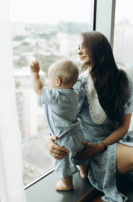 Лера Фрост впервые опубликовала фотографию сына