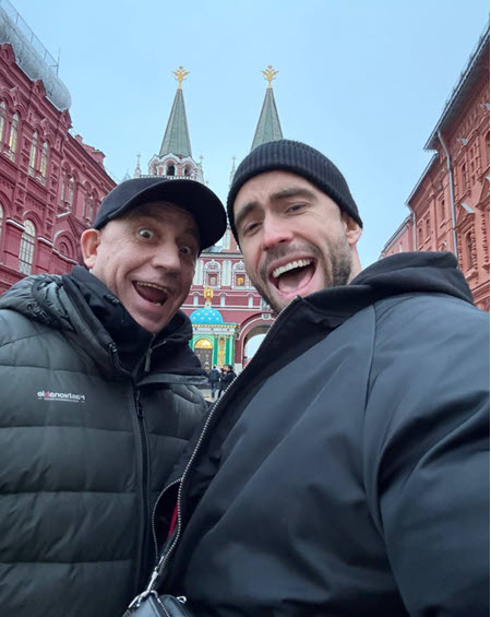 Игорь Григорьев показал папе Москву