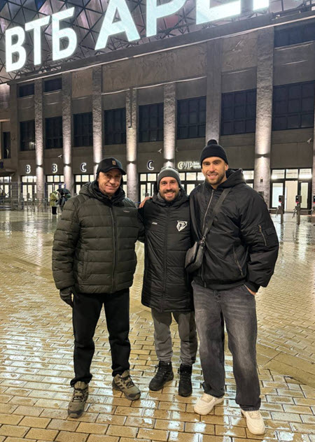 Игорь Григорьев показал папе Москву