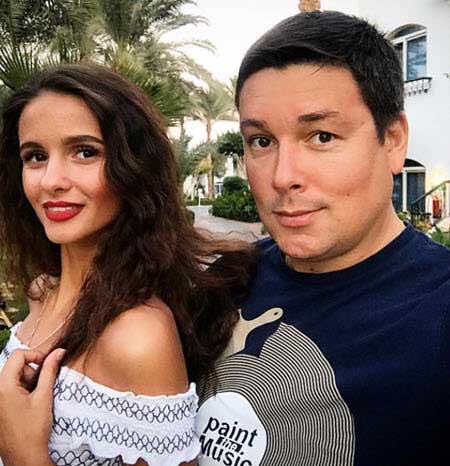 Андрей Чуев оставил бывшую жену и сына без машины