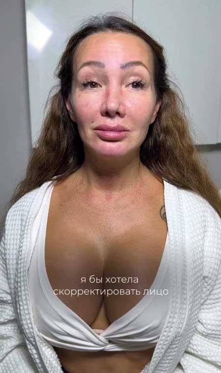 Мама Клавы Безверховой, Наталья, собирается сделать пластику лица, так как у нее аж 2 молодых поклонника