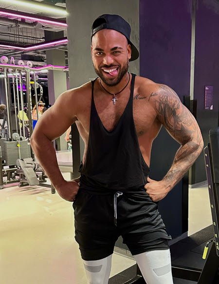 Мондезир считает, что Ефременкова не любит своих детей