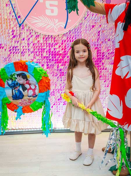 Ире Пингвиновой в декабре исполнилось 28 лет, ее дочери Милане 5 лет