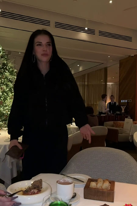 Ире Пингвиновой в декабре исполнилось 28 лет, ее дочери Милане 5 лет