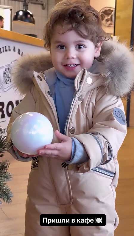 Младшему сыну Пинчук и Чобаняна исполнилось 2 года