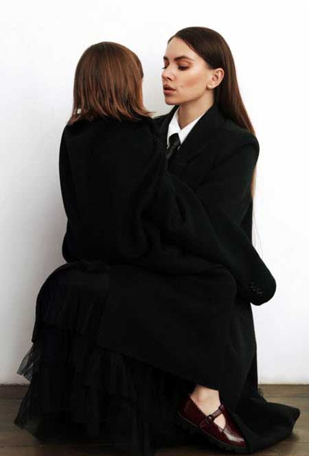 Александра Артемова учит дочь не есть «ужасную еду для бедных»