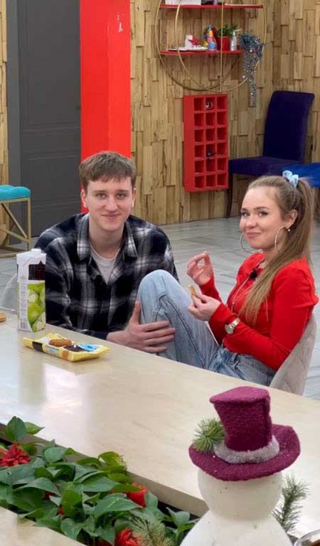 Проект покинула Виктория Андреева